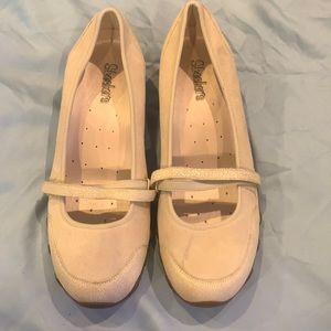 Tan Skechers slip size 11 new never worn all leather.